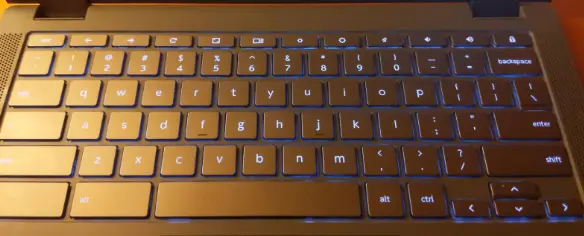 Lenovo Flex 5 Chromebook - backlit keyboard